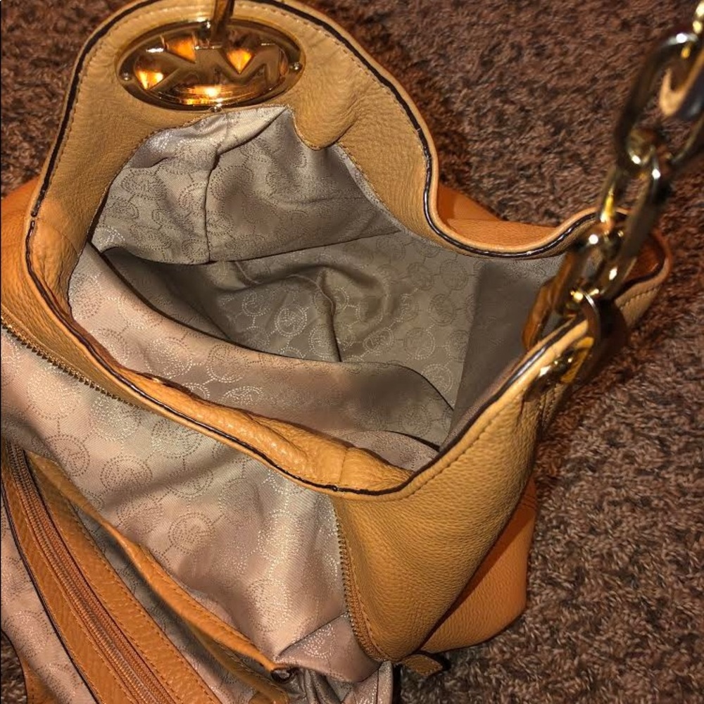 Handbag - Picture 5 of 5